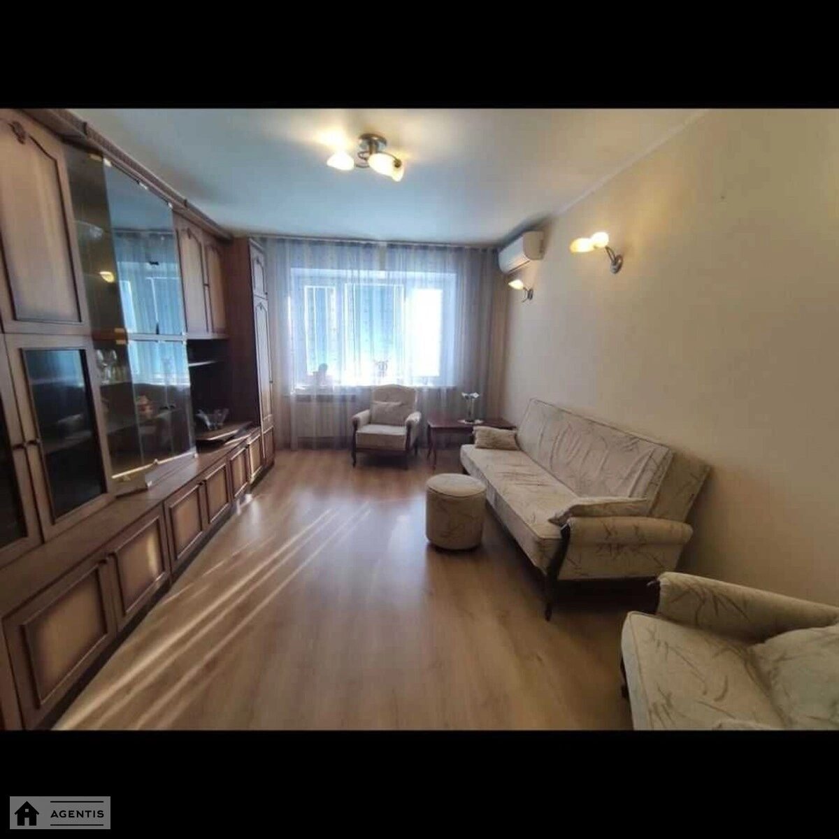 Здам квартиру 3 кімнати, 62 m², 4 пов./9 поверхів. 23, Якуба Коласа 23, Київ. 