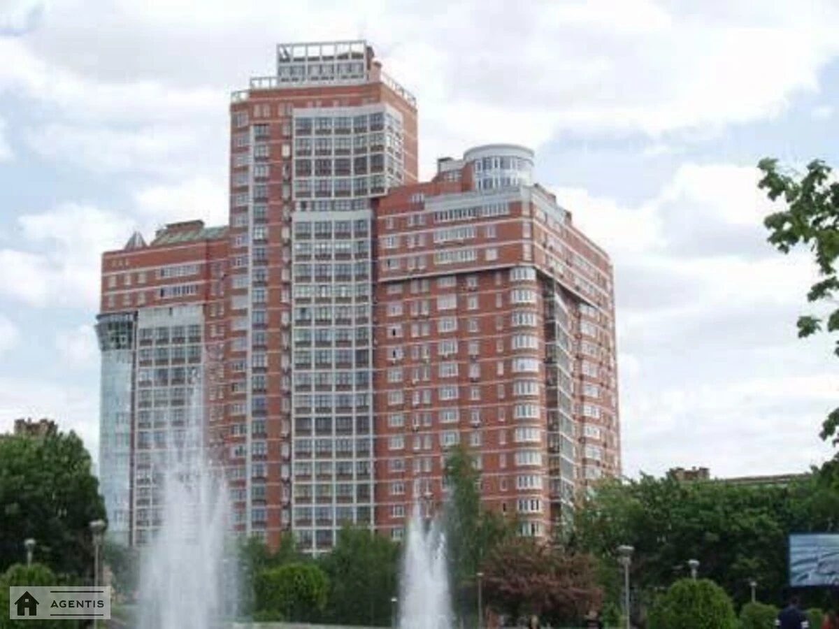 Сдам квартиру 5 комнат, 555 m², 18 эт./20 этажей. 17, Ковпака 17, Киев. 