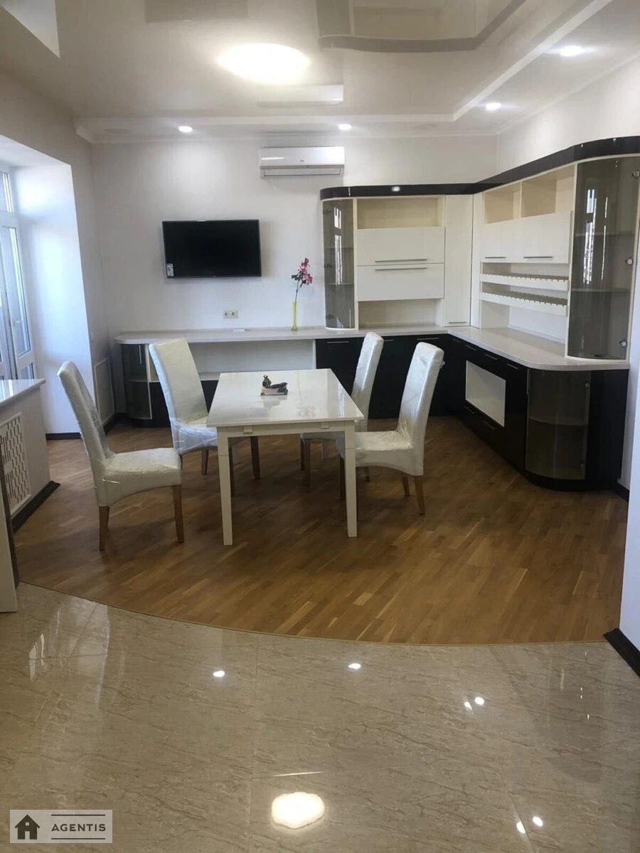 Apartment for rent 5 rooms, 555 m², 18th fl./20 floors. 17, Kovpaka 17, Kyiv. 