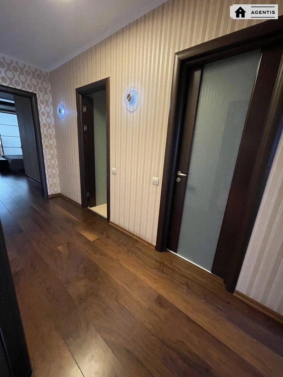 Apartment for rent 3 rooms, 130 m², 18th fl./22 floors. 22, Saperno-Slobidska 22, Kyiv. 