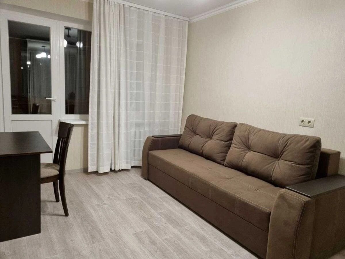 Apartment for rent 1 room, 30 m², 2nd fl./9 floors. 7, Mykhayla Kotelnykova vul., Kyiv. 