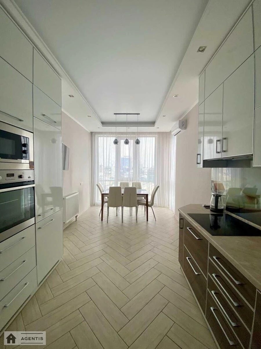 Apartment for rent 2 rooms, 83 m², 20th fl./32 floors. 37, Saksaganskogo 37, Kyiv. 