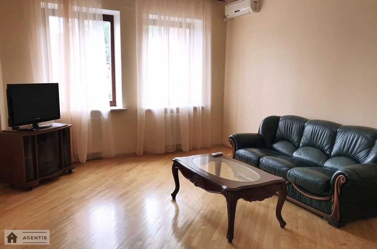 Apartment for rent 2 rooms, 72 m², 2nd fl./11 floors. 30, Zhylyanska 30, Kyiv. 