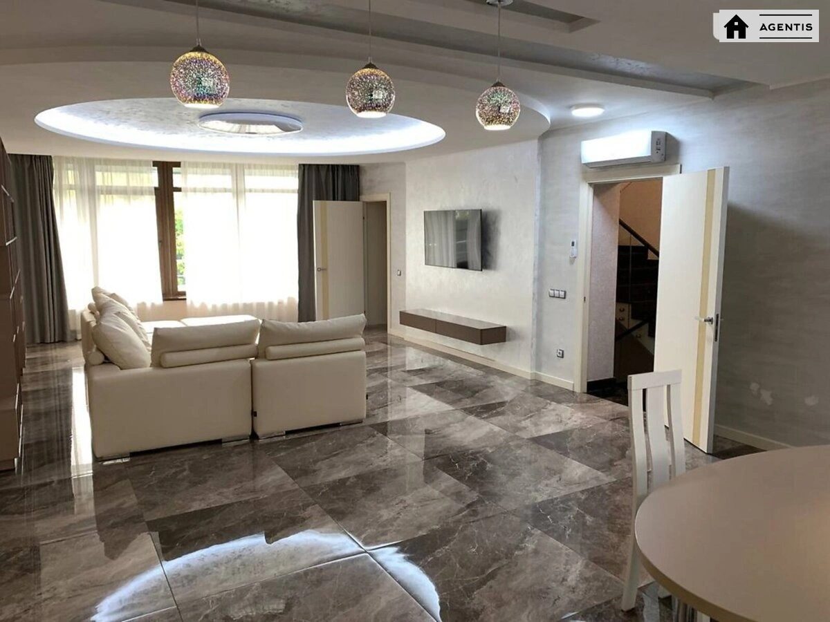 Apartment for rent 5 rooms, 272 m², 1st fl./2 floors. Pryozerna, Kyiv. 