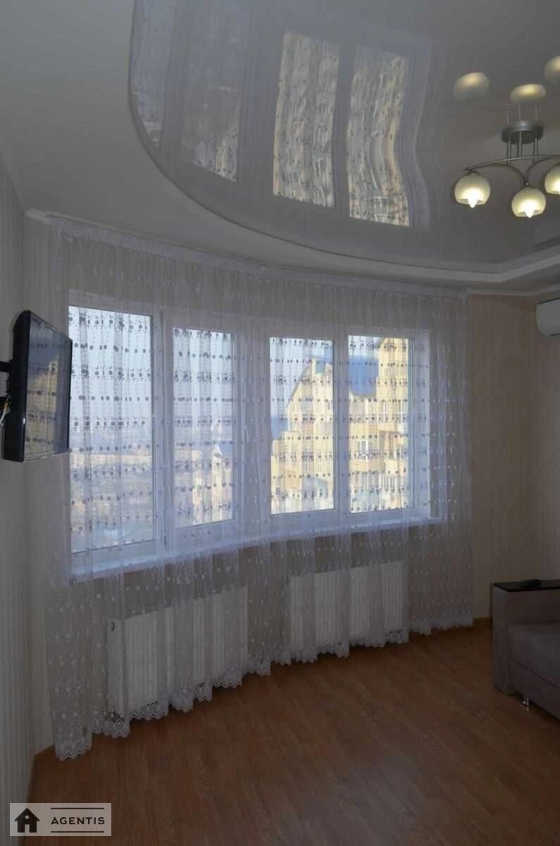 Apartment for rent 1 room, 60 m², 32nd fl./35 floors. 19, Kharkivske 19, Kyiv. 