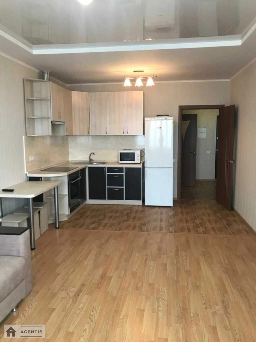 Сдам квартиру 1 комната, 60 m², 32 эт./35 этажей. 19, Харьковское 19, Киев. 