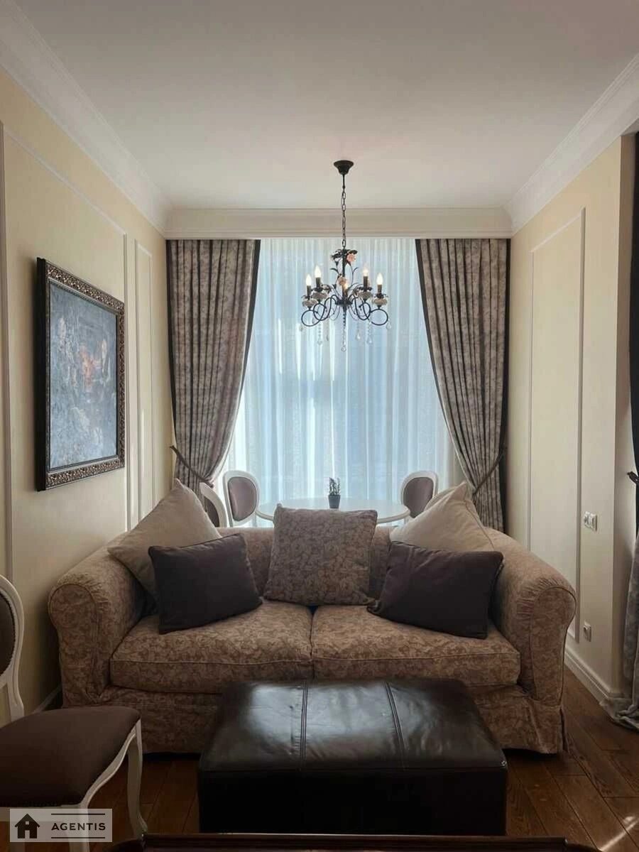 Apartment for rent 3 rooms, 123 m², 7th fl./9 floors. 47, Zvirynetcka 47, Kyiv. 