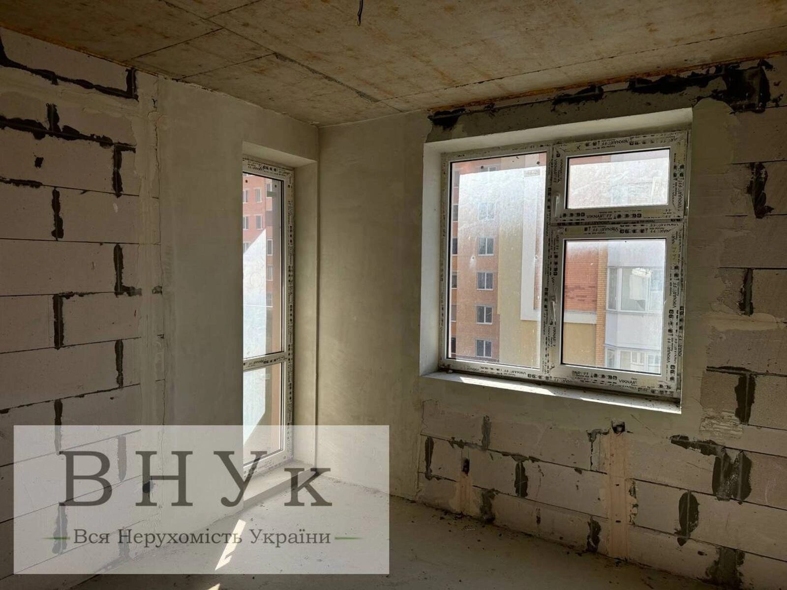 Продаж квартири 1 кімната, 42 m², 4 пов./10 поверхів. Тролейбусна вул., Тернопіль. 