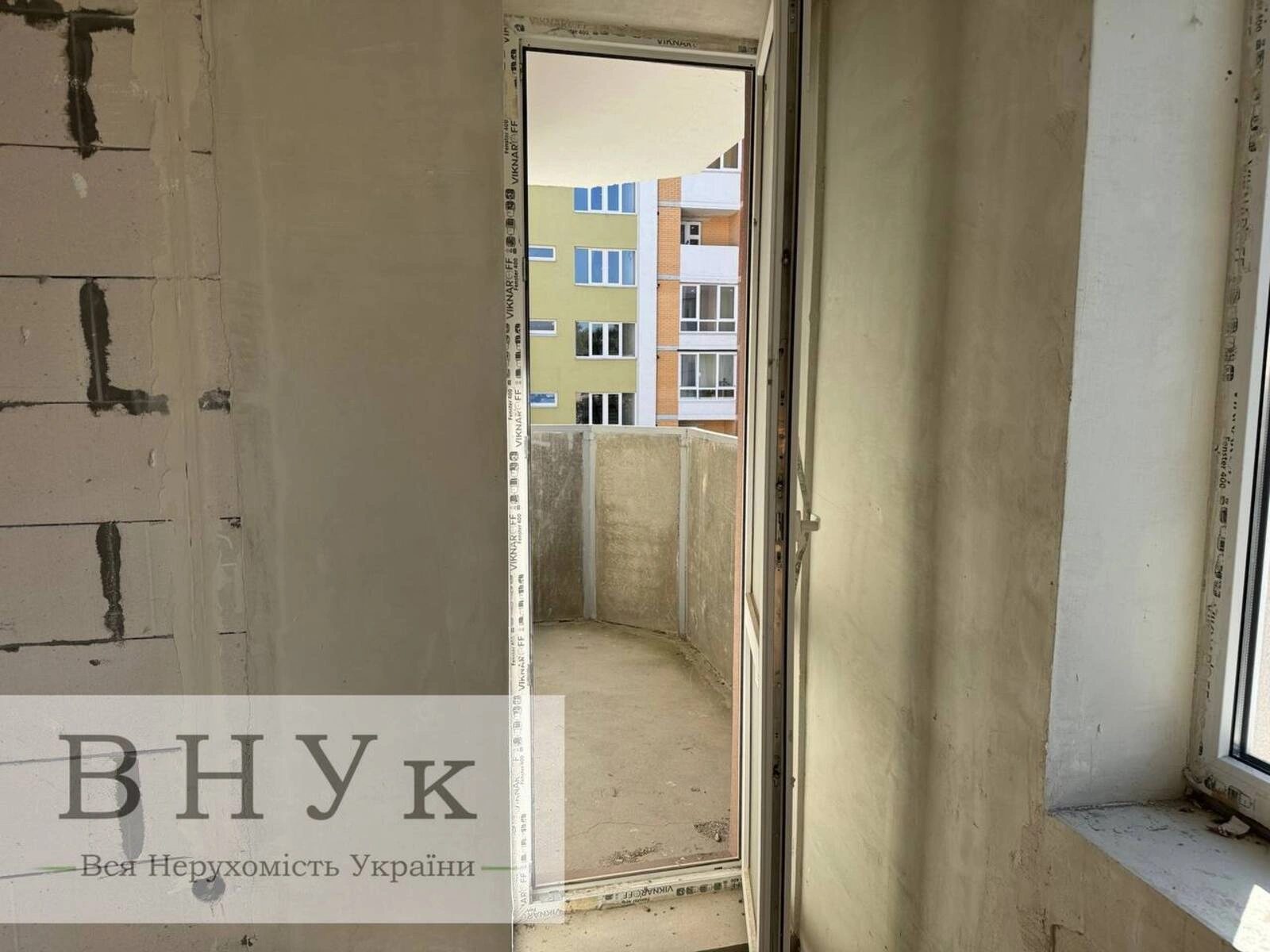 Продаж квартири 1 кімната, 42 m², 4 пов./10 поверхів. Тролейбусна вул., Тернопіль. 