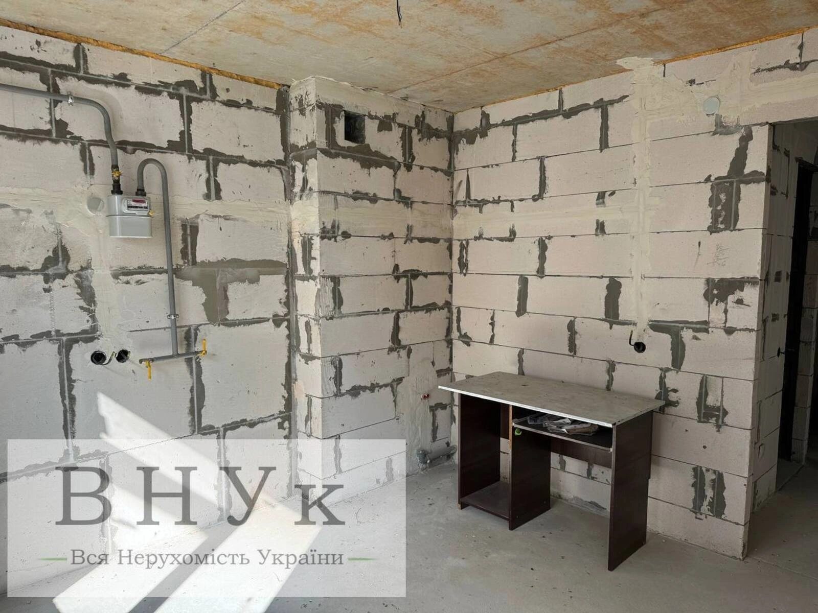 Продаж квартири 1 кімната, 42 m², 4 пов./10 поверхів. Тролейбусна вул., Тернопіль. 