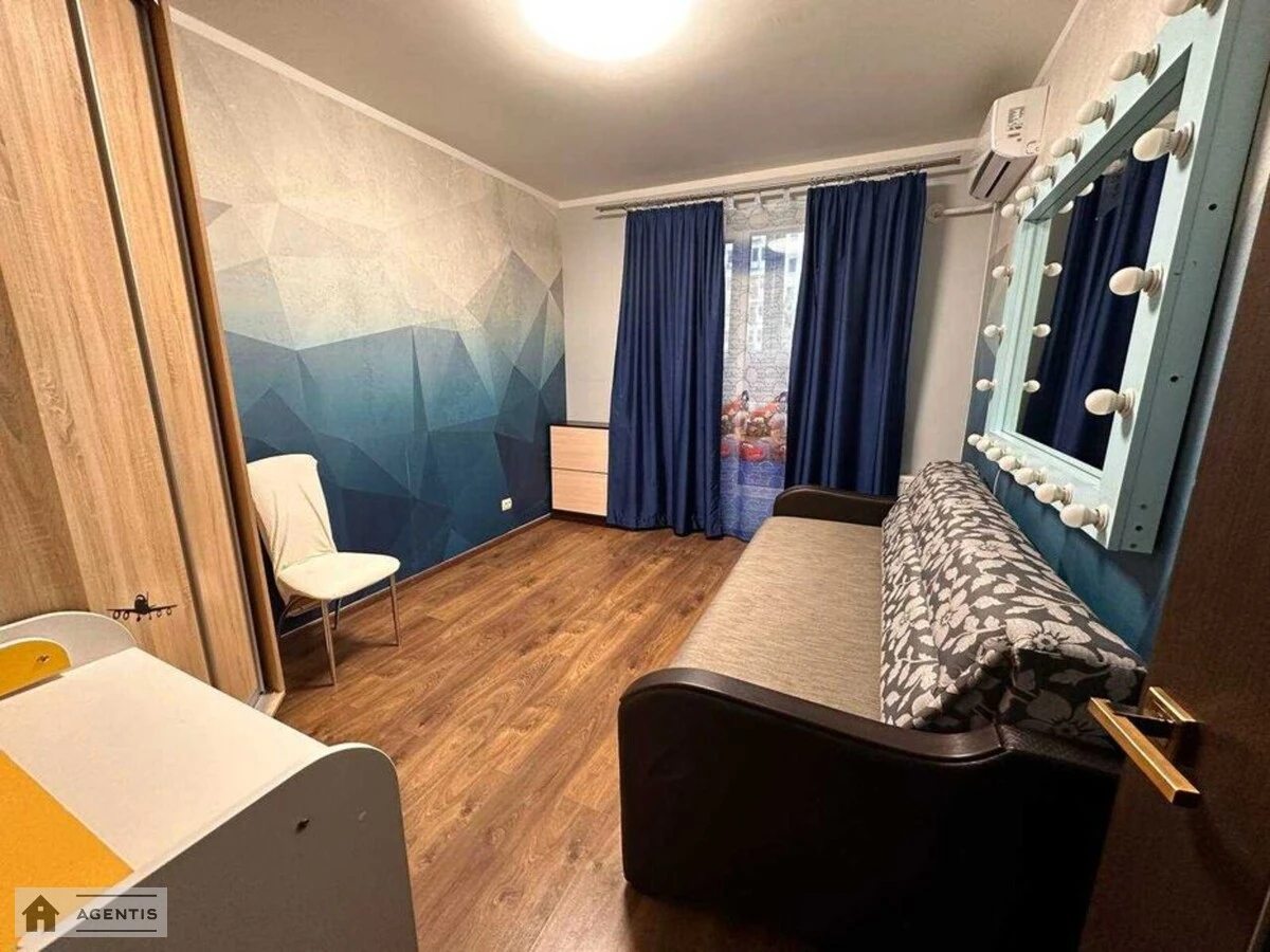 Здам квартиру 2 кімнати, 53 m², 2 пов./17 поверхів. 40, Клавдіївська 40, Київ. 