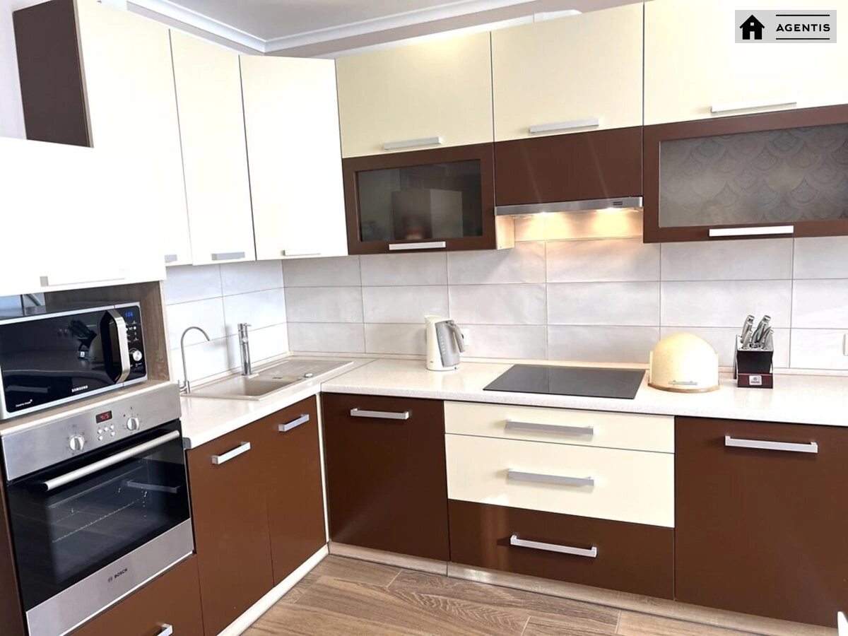 Apartment for rent 1 room, 56 m², 5th fl./25 floors. 3, Mykhayla Maksymovycha vul. Onufriya Trutenka, Kyiv. 