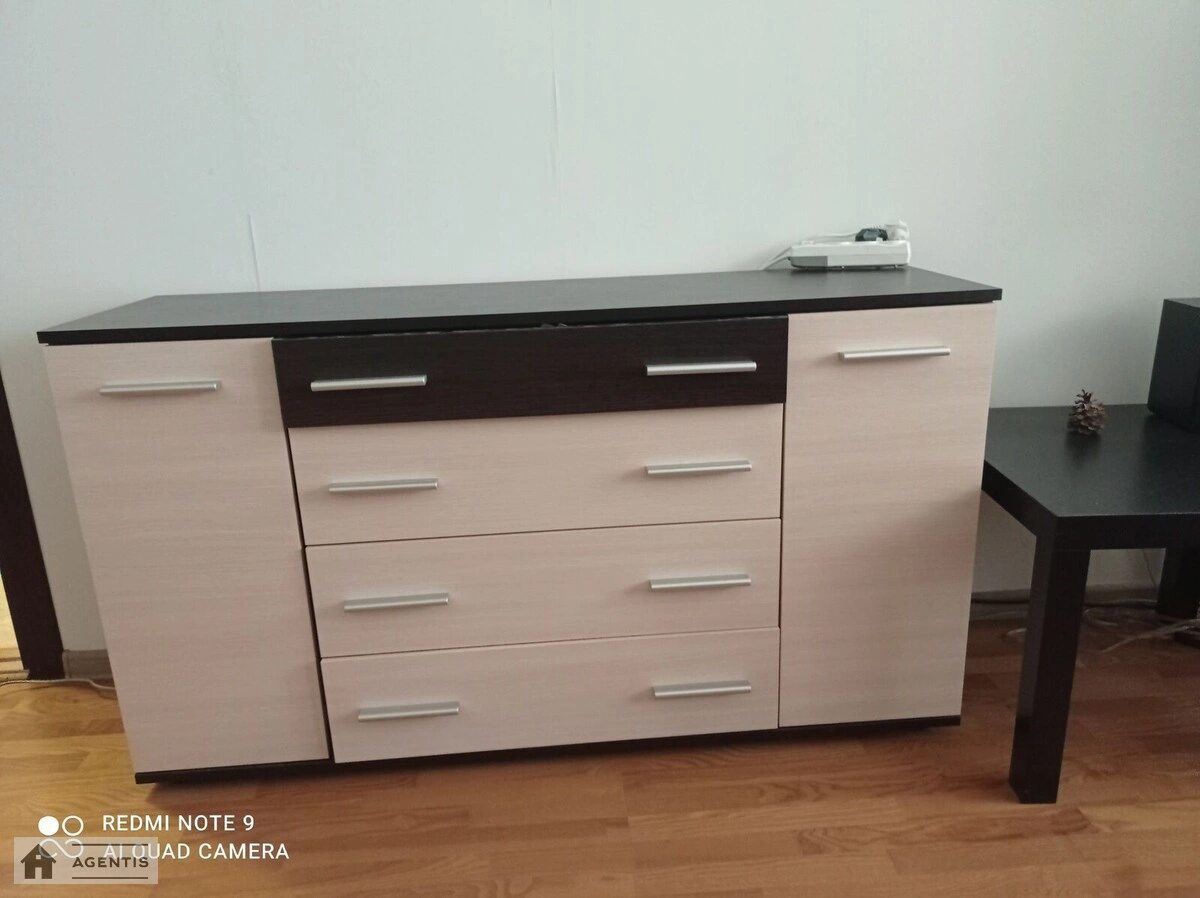 Apartment for rent 1 room, 40 m², 1st fl./9 floors. 27, Beresteyskyy prosp. Peremohy, Kyiv. 