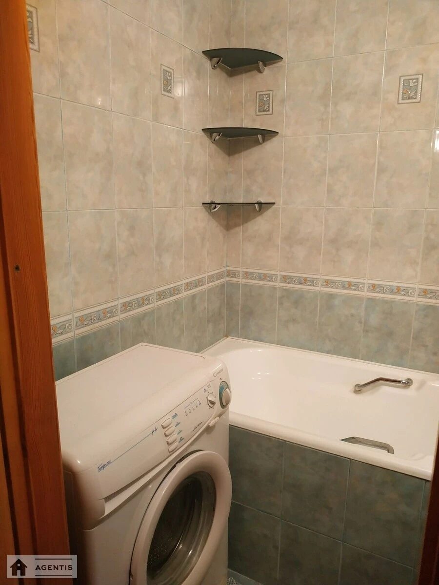 Apartment for rent 2 rooms, 58 m², 13th fl./16 floors. 1, Lesia Kurbasa 1, Kyiv. 