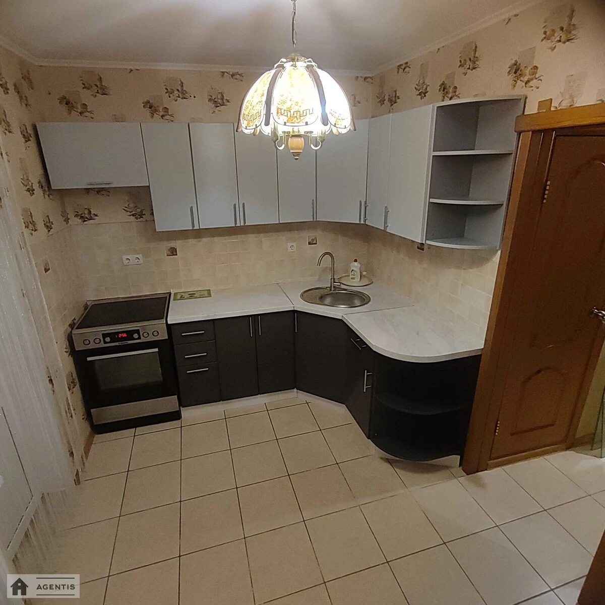 Сдам квартиру 1 комната, 40 m², 13 эт./16 этажей. 5, Братства тарасівців вул. (Декабристів), Киев. 