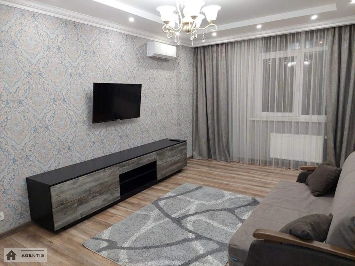 Сдам квартиру 1 комната, 46 m², 11 эт./16 этажей. 46, Любомира Гузара просп. (Космонавта Комарова), Киев. 