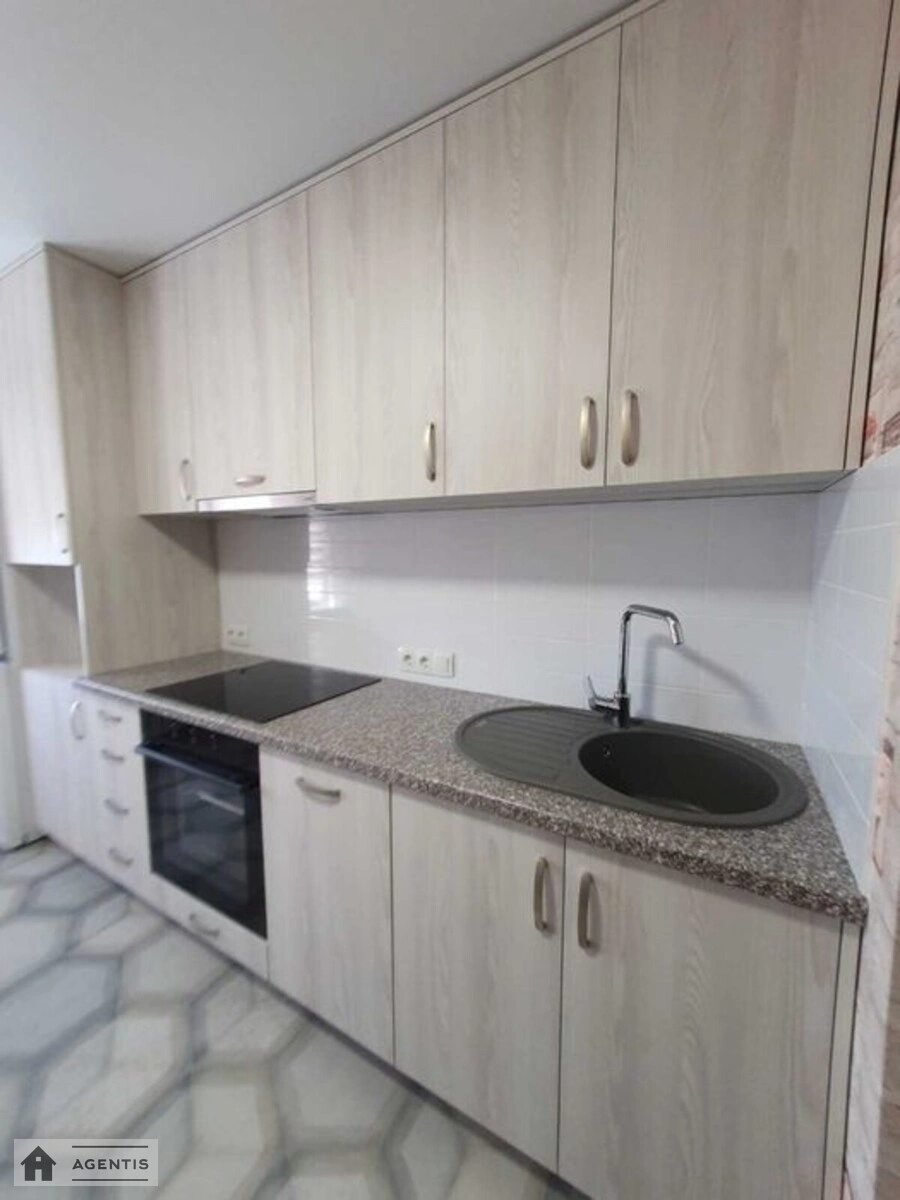 Сдам квартиру 2 комнаты, 58 m², 14 эт./16 этажей. 7, Юрія Іллєнка вул. (Мельникова), Киев. 