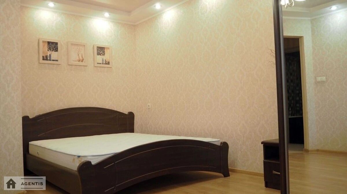 Apartment for rent 1 room, 36 m², 6th fl./9 floors. 38, Tarasa Shevchenka bulv., Kyiv. 