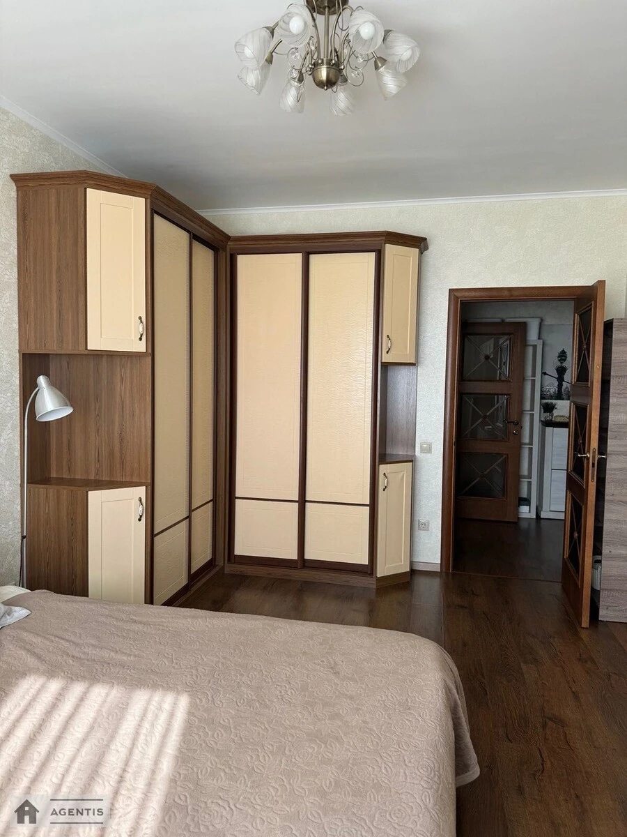 Сдам квартиру 1 комната, 43 m², 24 эт./26 этажей. Юрія Кондратюка вул., Киев. 