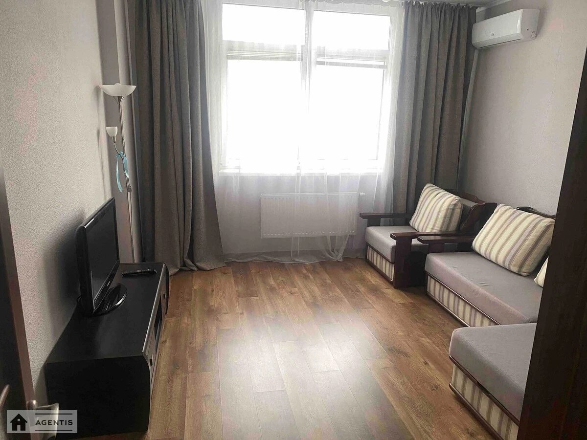 Apartment for rent 1 room, 43 m², 24th fl./26 floors. 14, Voskresenska 14, Kyiv. 