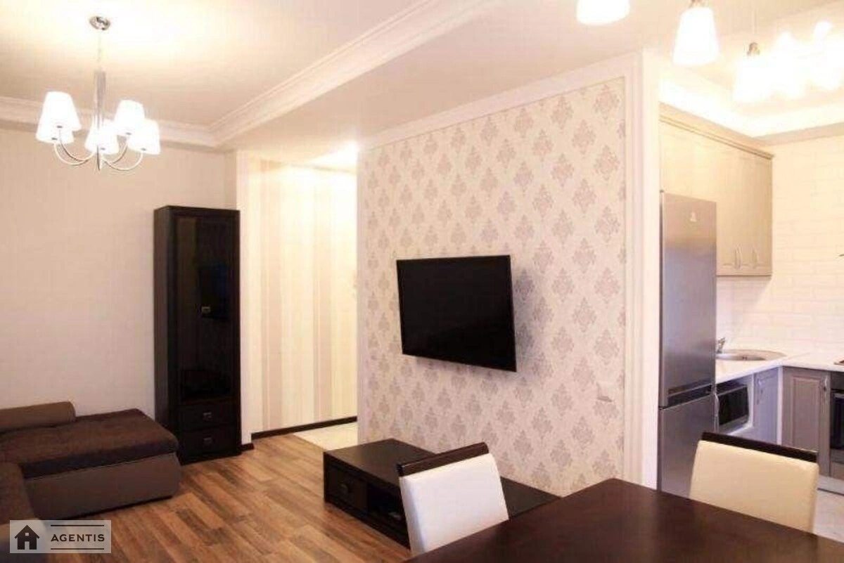 Сдам квартиру 2 комнаты, 47 m², 4 эт./9 этажей. 112, Большая Васильковская 112, Киев. 