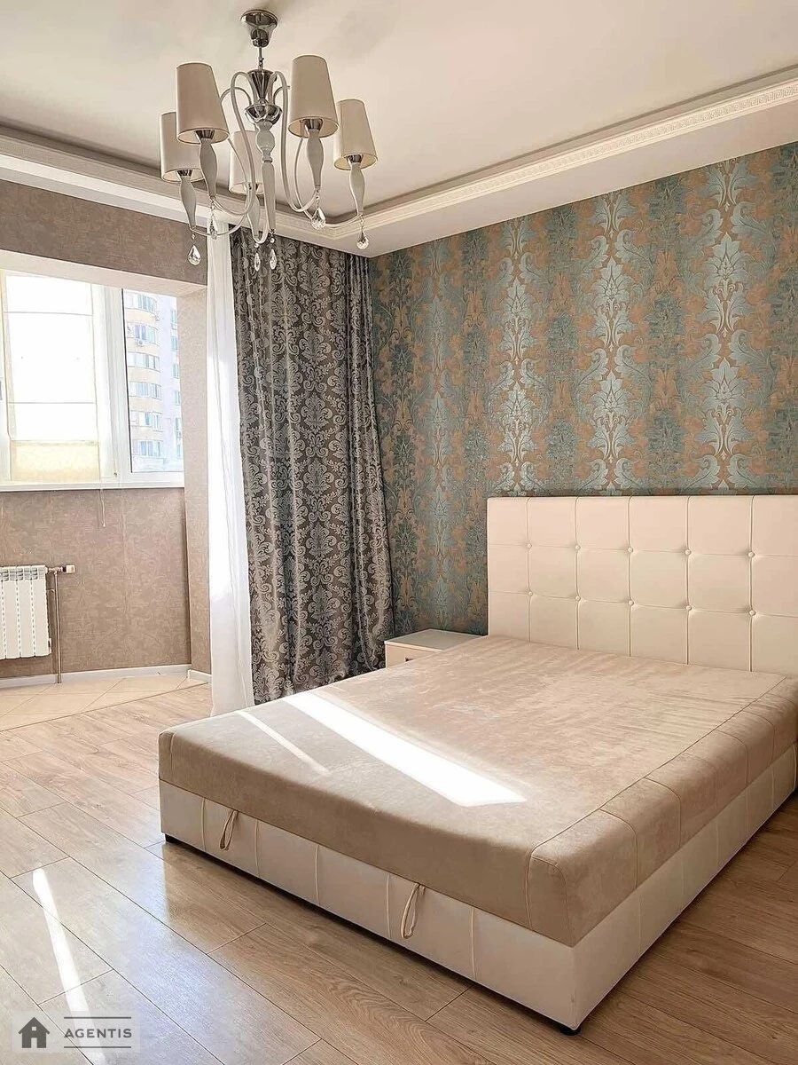 Apartment for rent 1 room, 57 m², 11th fl./23 floors. 19, Dniprovs'ka embankment 19, Kyiv. 