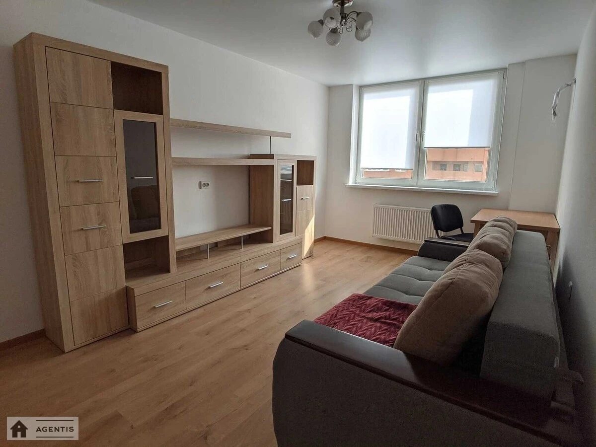 Apartment for rent 1 room, 40 m², 3rd fl./26 floors. 13, Solomiyi Krushelnytskoyi vul., Kyiv. 