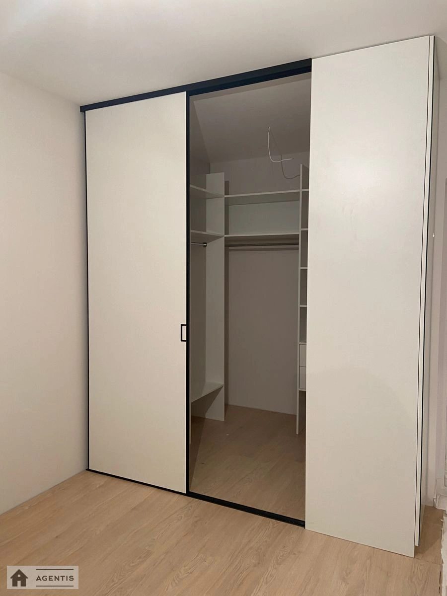 Сдам квартиру 1 комната, 41 m², 24 эт./25 этажей. 3, Балтийский 3, Киев. 