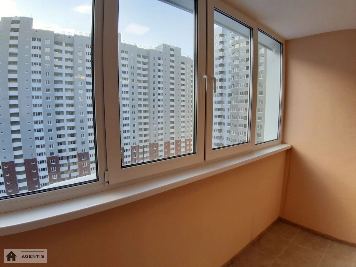 Apartment for rent 2 rooms, 778 m², 16th fl./25 floors. 3, Baltiyskiy 3, Kyiv. 