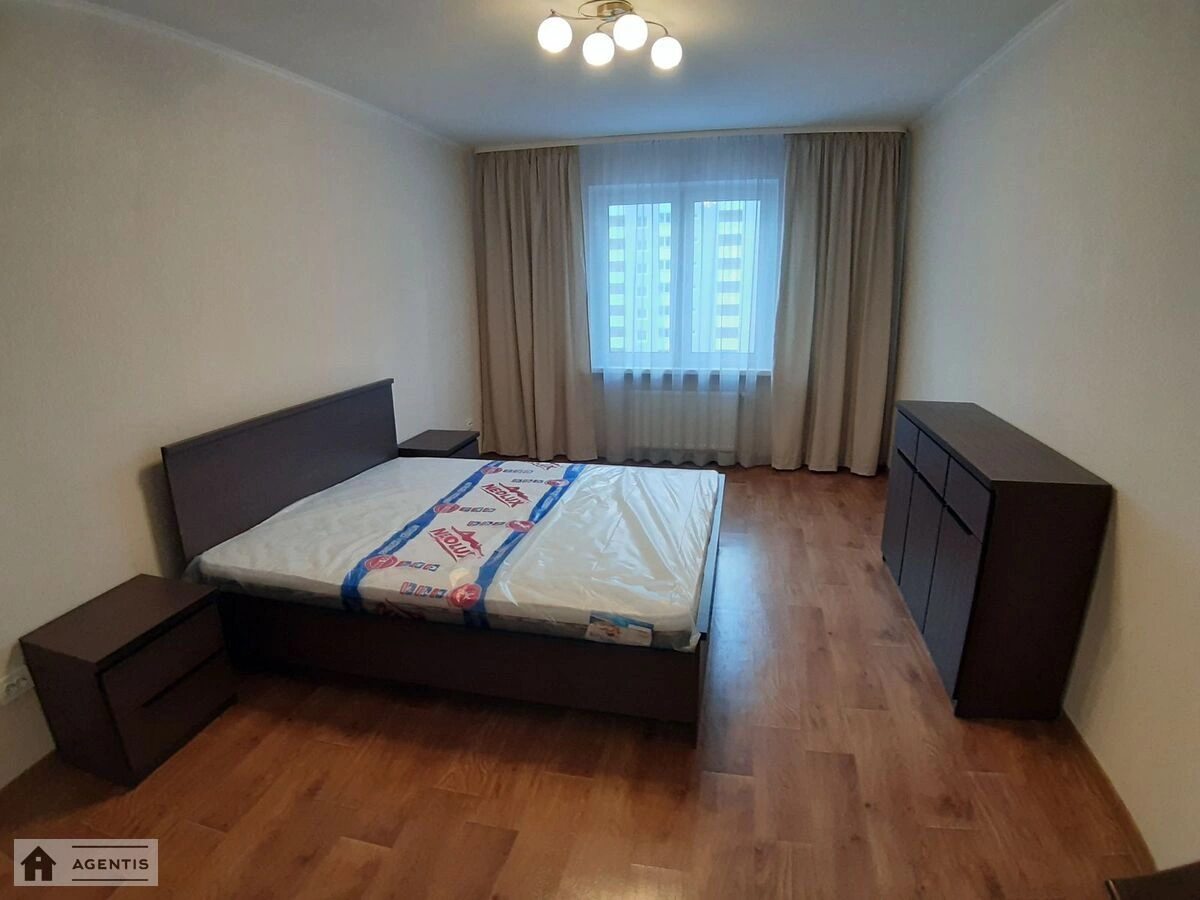 Apartment for rent 2 rooms, 778 m², 16th fl./25 floors. 3, Baltiyskiy 3, Kyiv. 