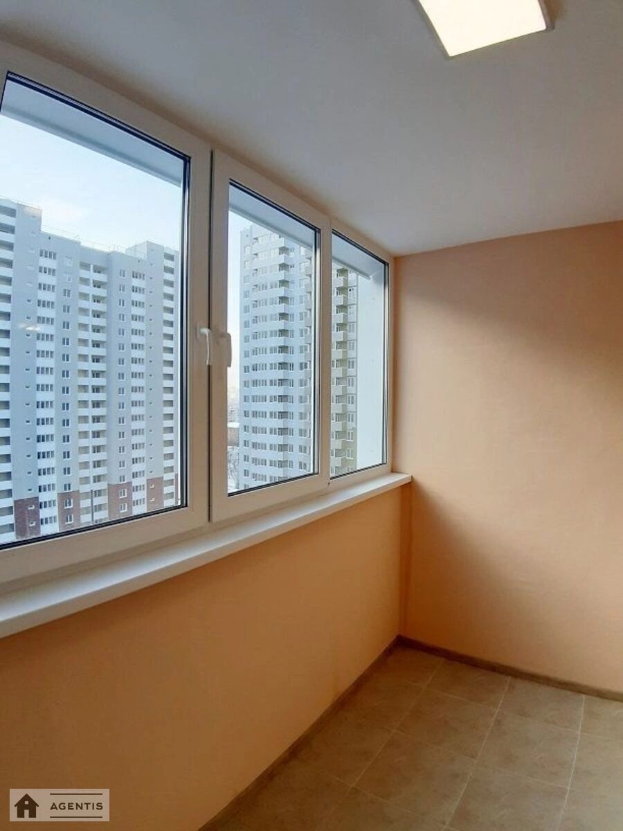 Apartment for rent 2 rooms, 778 m², 16th fl./25 floors. 3, Baltiyskiy 3, Kyiv. 