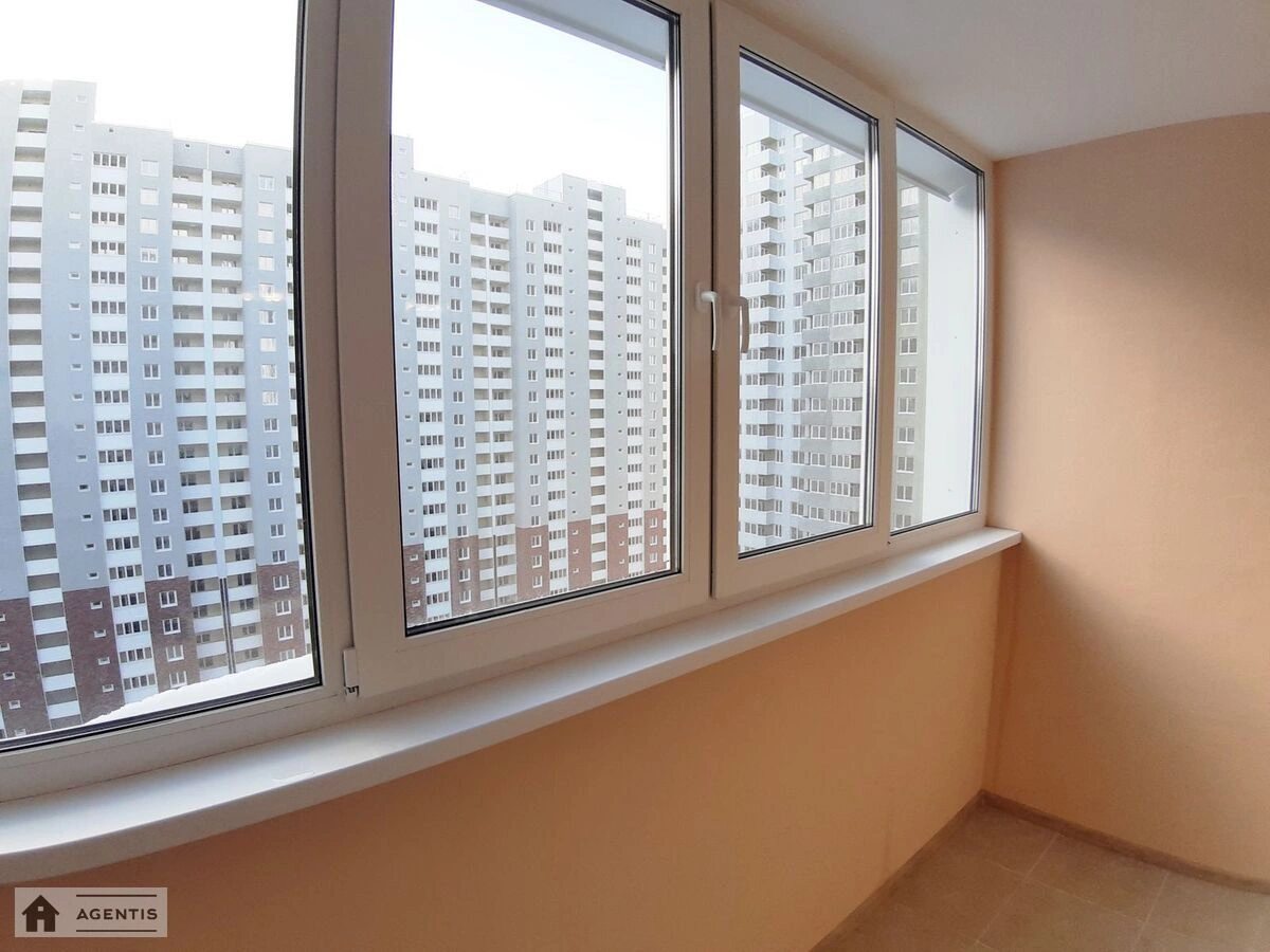 Apartment for rent 2 rooms, 778 m², 16th fl./25 floors. 3, Baltiyskiy 3, Kyiv. 