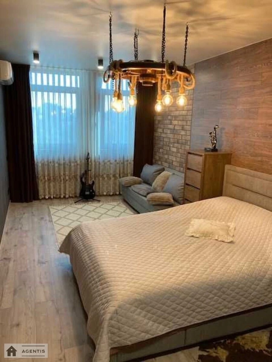 Apartment for rent 1 room, 53 m², 15th fl./36 floors. Peremogy, Kyiv. 