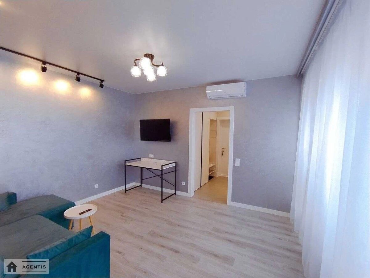 Apartment for rent 2 rooms, 52 m², 11th fl./20 floors. 55, Beresteyskyy prosp. Peremohy, Kyiv. 