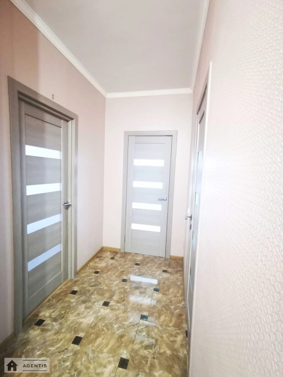 Здам квартиру 1 кімната, 46 m², 19 пов./24 поверхи. 3, Феодосійська 3, Київ. 