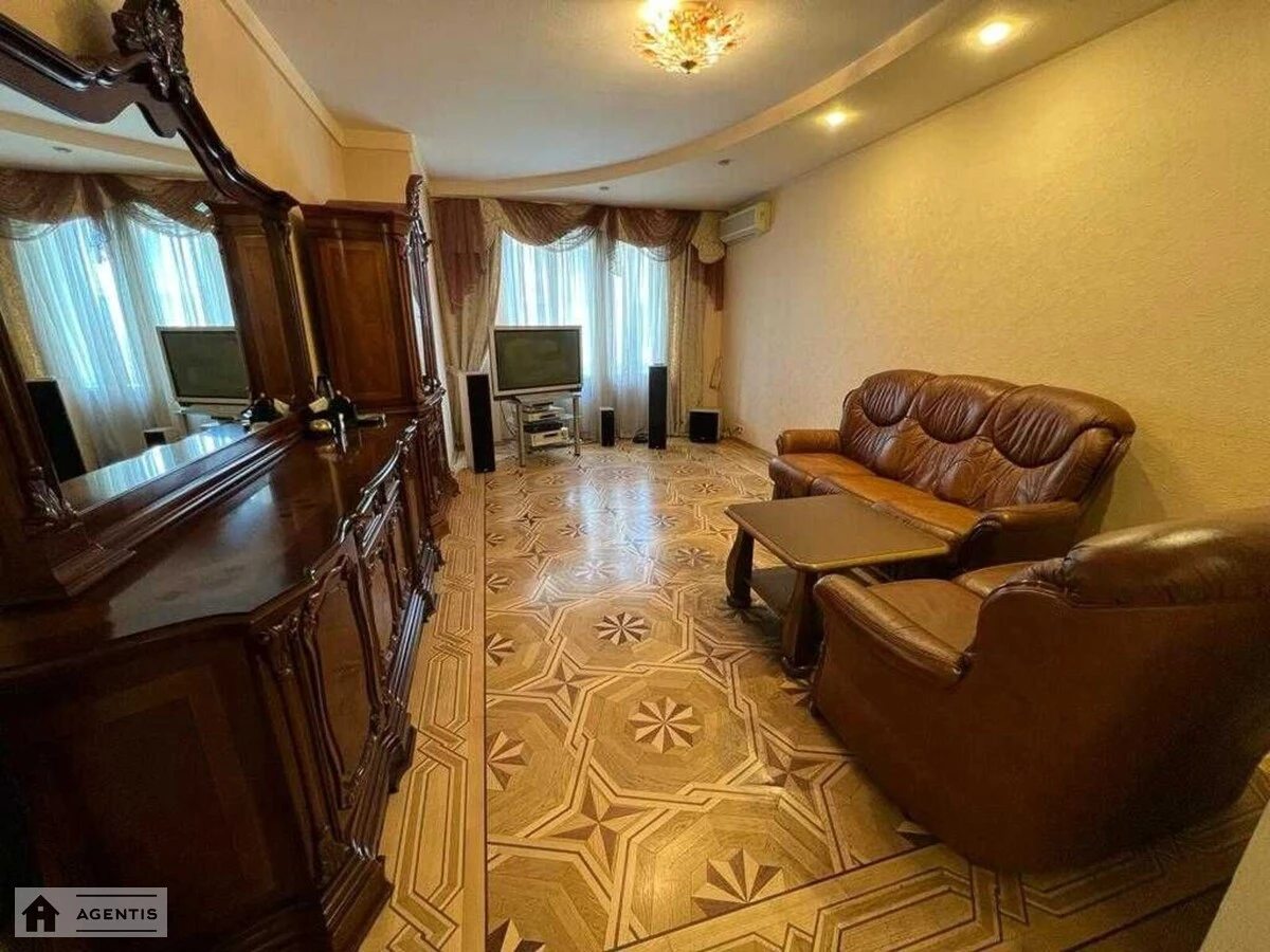 Apartment for rent 3 rooms, 110 m², 18th fl./21 floors. 6, Mykilsko-Slobidska 6, Kyiv. 