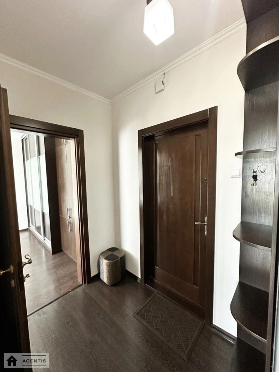 Apartment for rent 2 rooms, 60 m², 15th fl./16 floors. 9, Urlivska 9, Kyiv. 