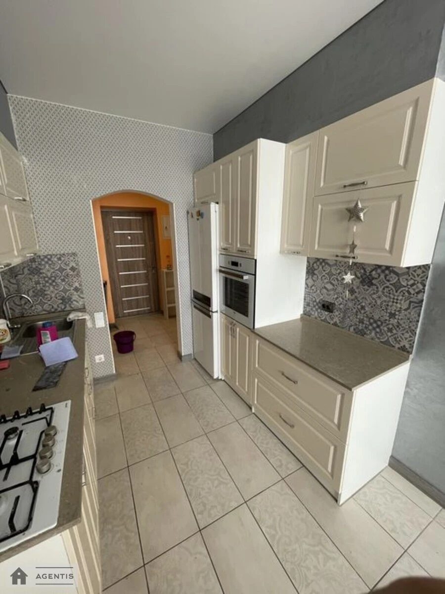 Здам квартиру 1 кімната, 48 m², 6 пов./9 поверхів. Метрологічна, Київ. 