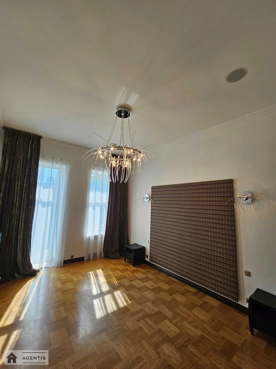 Apartment for rent 4 rooms, 180 m², 6th fl./6 floors. 26, Velyka Vaselkivska 26, Kyiv. 