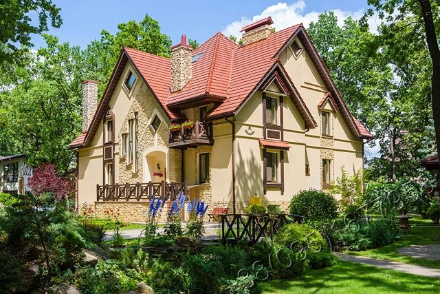 House for sale. 6 rooms, 450 m², 3 floors. 6, Luhovaya, Kozyn. 