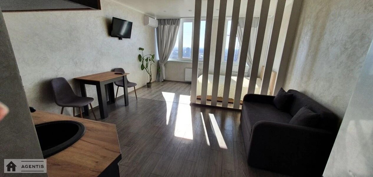 Apartment for rent 1 room, 30 m², 21st fl./21 floors. 24, Prymiska vul., Kyiv. 