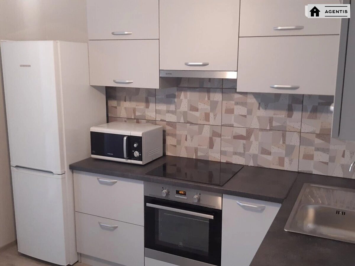 Здам квартиру 1 кімната, 42 m², 10 пов./16 поверхів. 43, Тираспольська 43, Київ. 