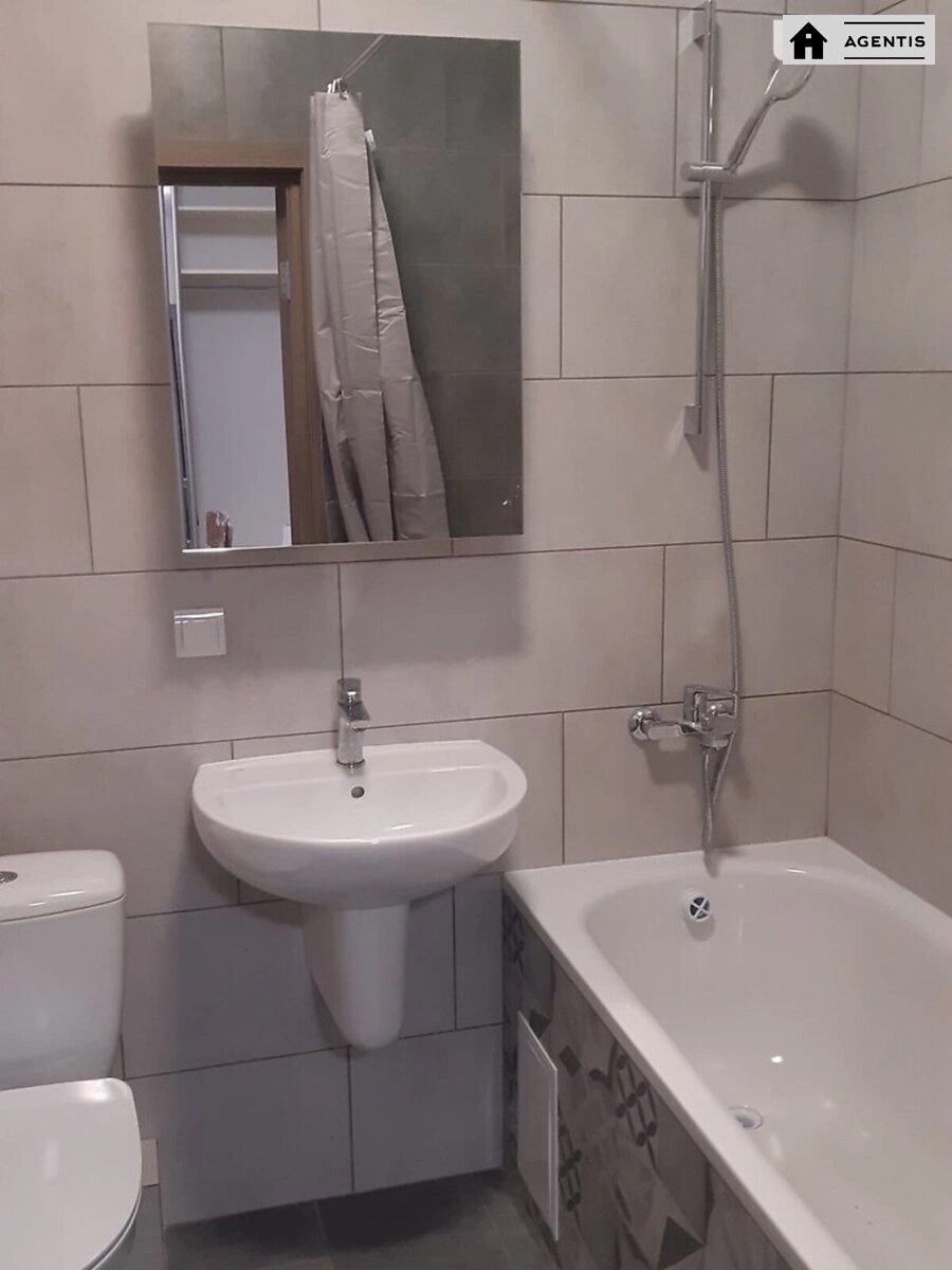 Здам квартиру 1 кімната, 42 m², 10 пов./16 поверхів. 43, Тираспольська 43, Київ. 