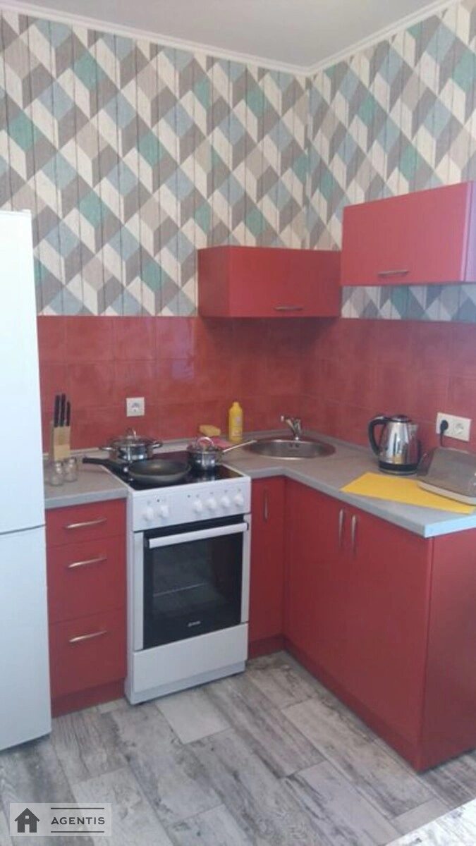 Apartment for rent 1 room, 39 m², 23rd fl./25 floors. 3, Sofiyi Rusovoyi vul., Kyiv. 