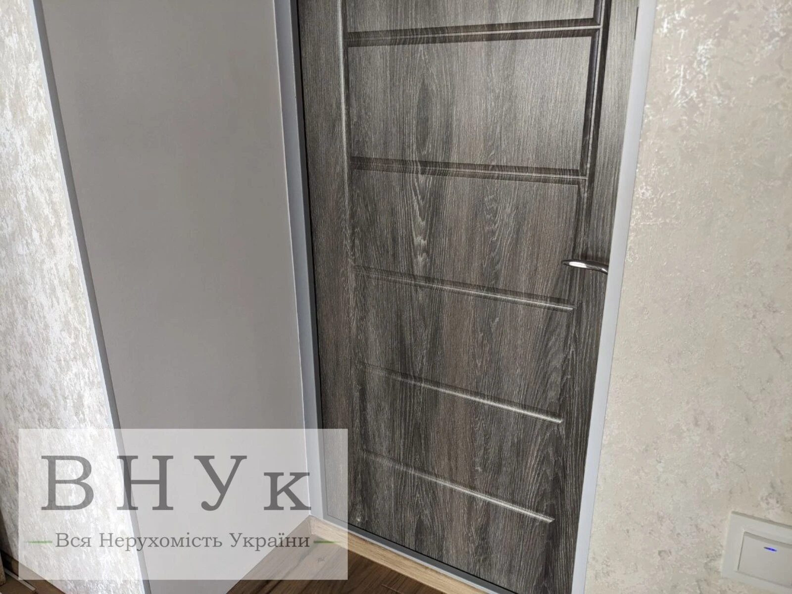 Apartments for sale 2 rooms, 58 m², 10th fl./10 floors. Troleybusna vul., Ternopil. 