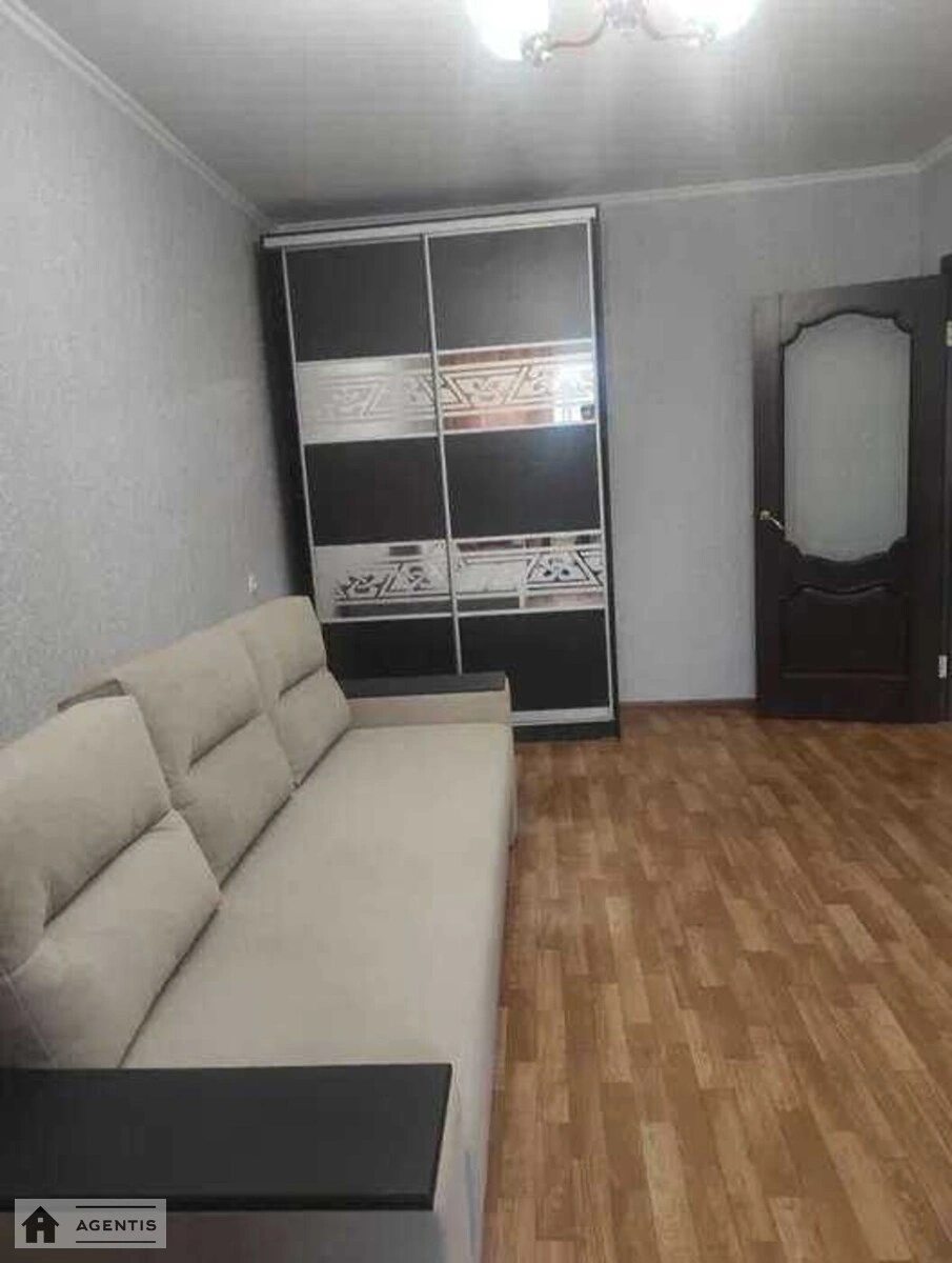 Apartment for rent 1 room, 48 m², 6th fl./9 floors. 27, Obolonskiy 27, Kyiv. 