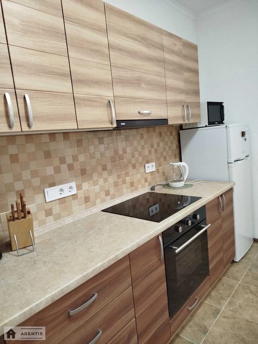 Сдам квартиру 1 комната, 44 m², 8 эт./16 этажей. 19, Віталія Скакуна вул. (Академіка Каблукова), Киев. 