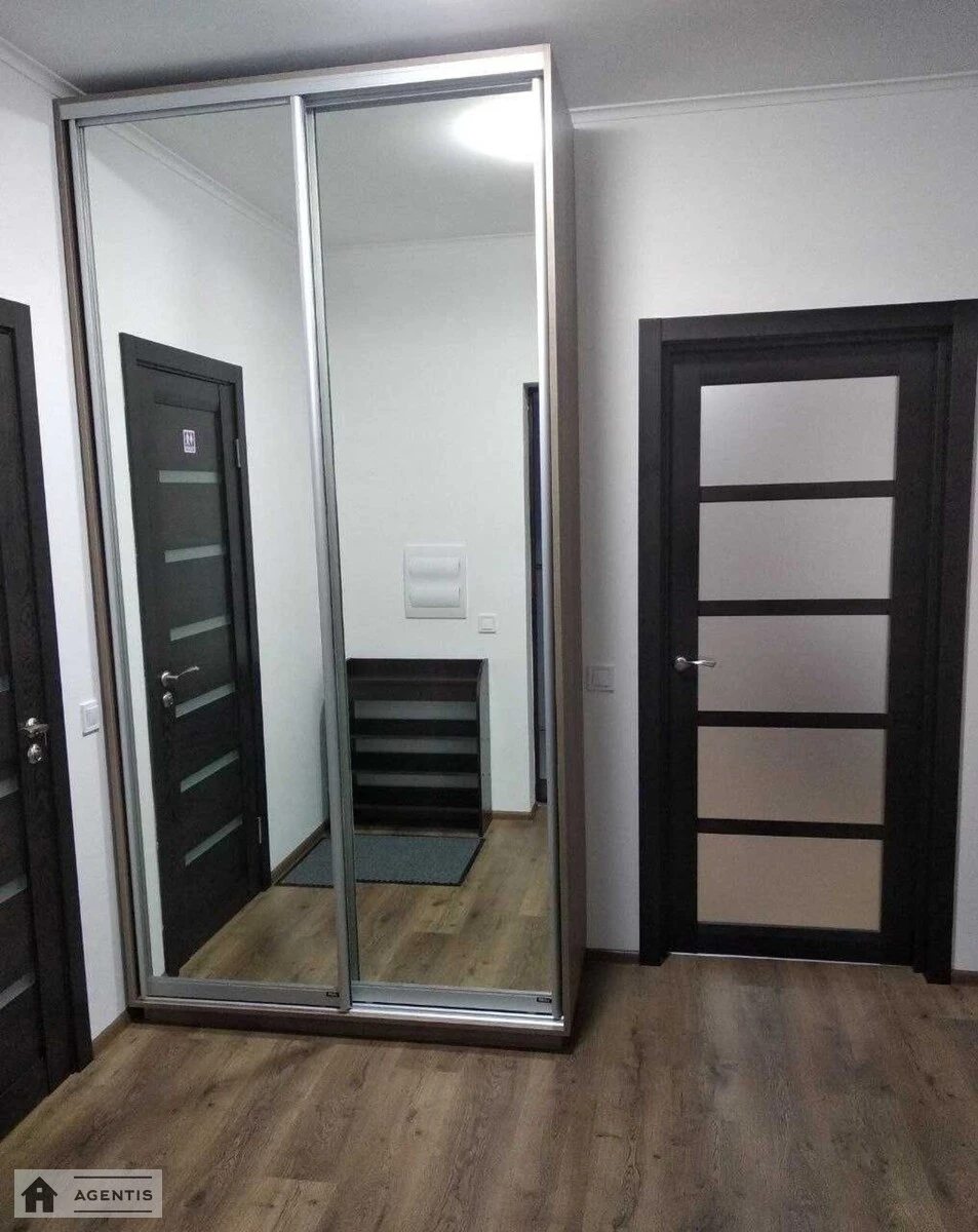 Сдам квартиру 1 комната, 44 m², 8 эт./16 этажей. 19, Віталія Скакуна вул. (Академіка Каблукова), Киев. 