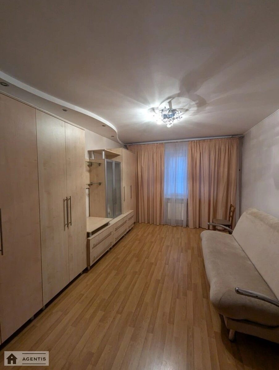 Сдам квартиру 2 комнаты, 56 m², 9 эт./16 этажей. Дарницкий район, Киев. 