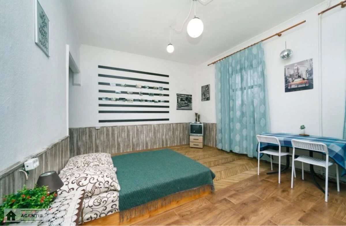 Apartment for rent 1 room, 30 m², 5th fl./5 floors. 10, Ally Horskoyi prov. Cheslava Byelinskoho, Kyiv. 